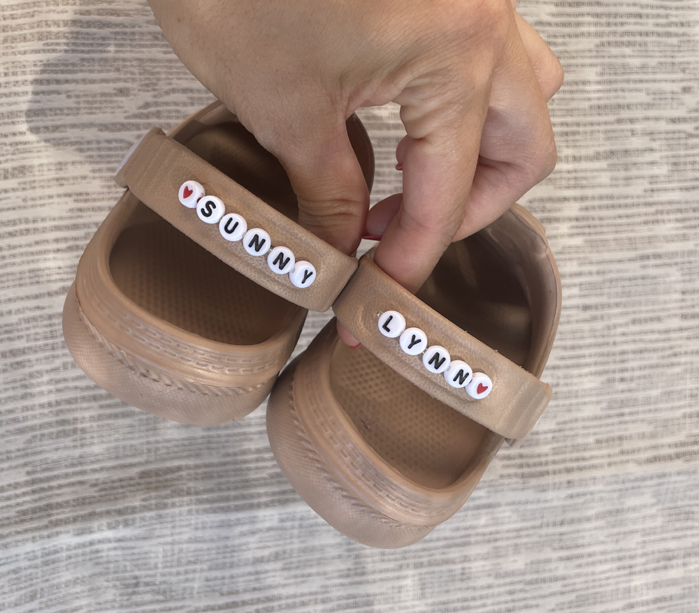 meduses-enfant-camel-personnalisees-bracelet-ajustable-detail