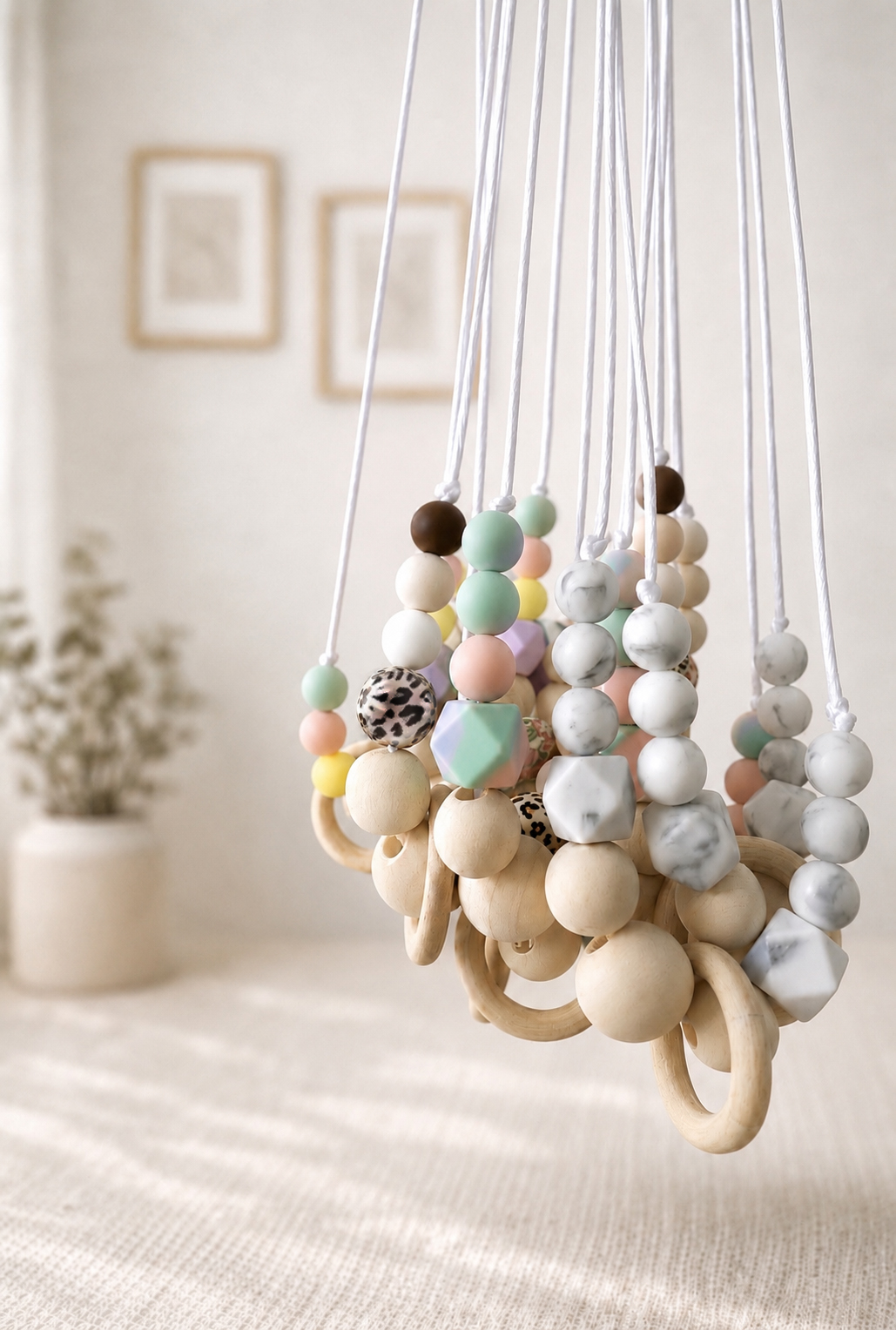 perles-silicone-motif-leopard-blanc-noir-fleurs-beige-pour-collier-allaitement