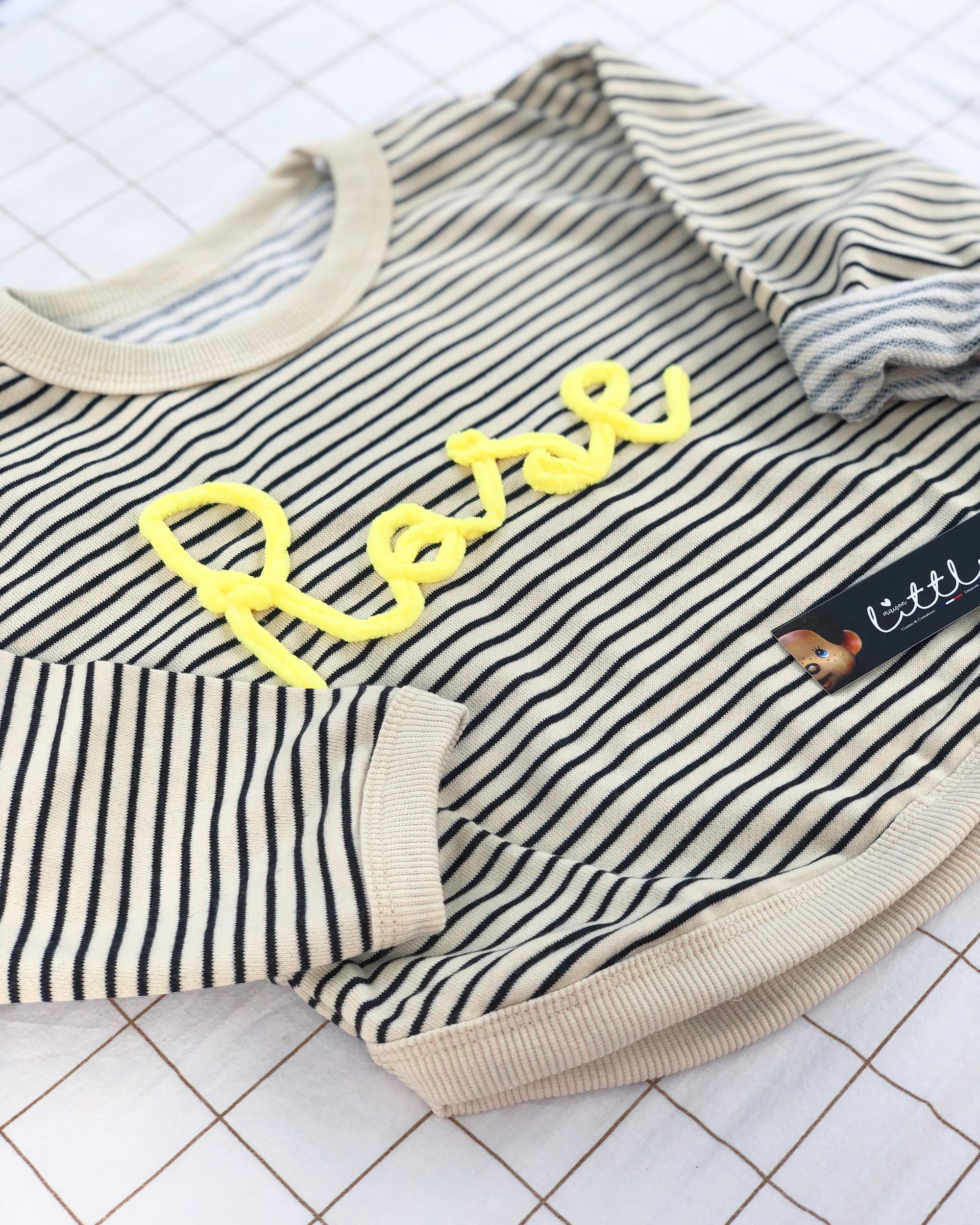 pull de plage oversiez prénom jaune