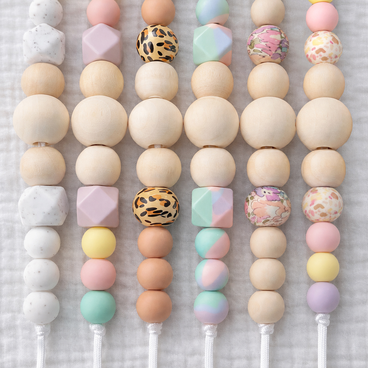 colliers-portage-bebe-silicone-bois-collection-multicolore
