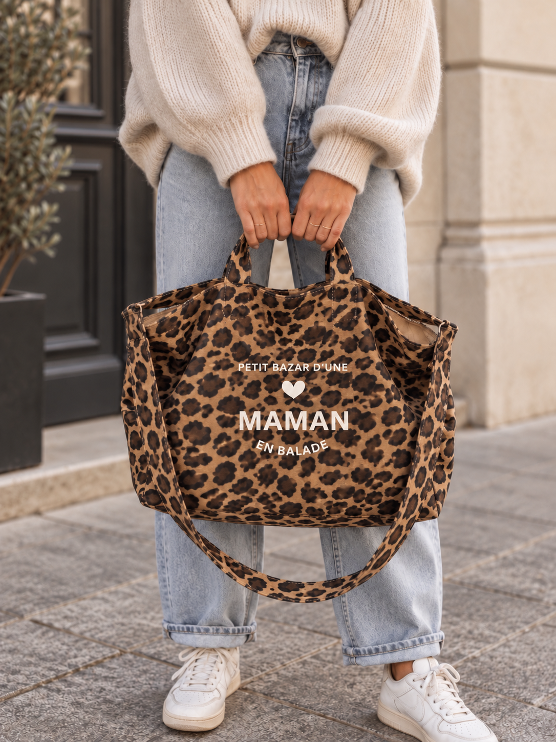 sac-cabas-leopard-personnalise-maman-en-balade