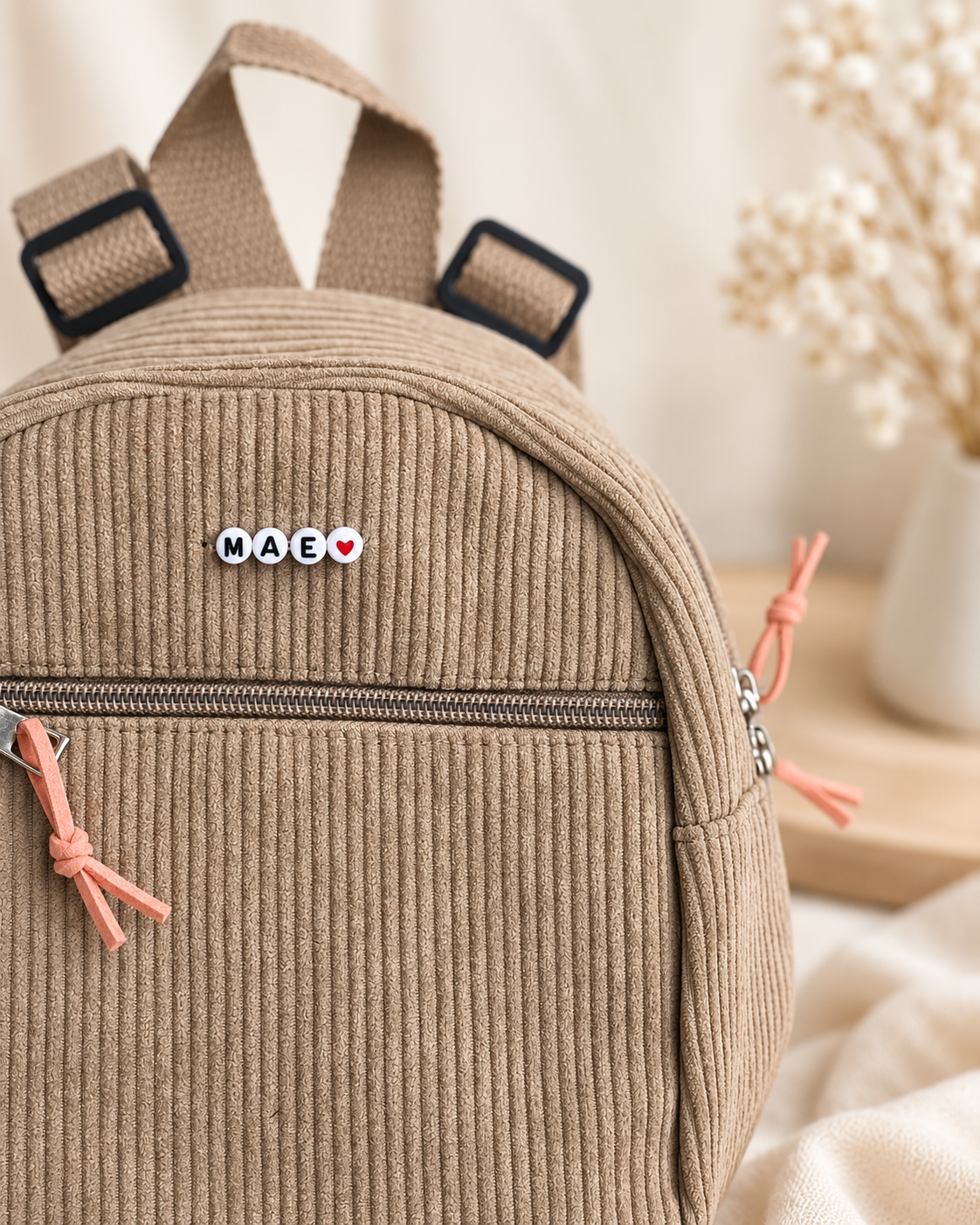 cartable velours cotele beige lien orange prenom noir et blanc coeur rouge
