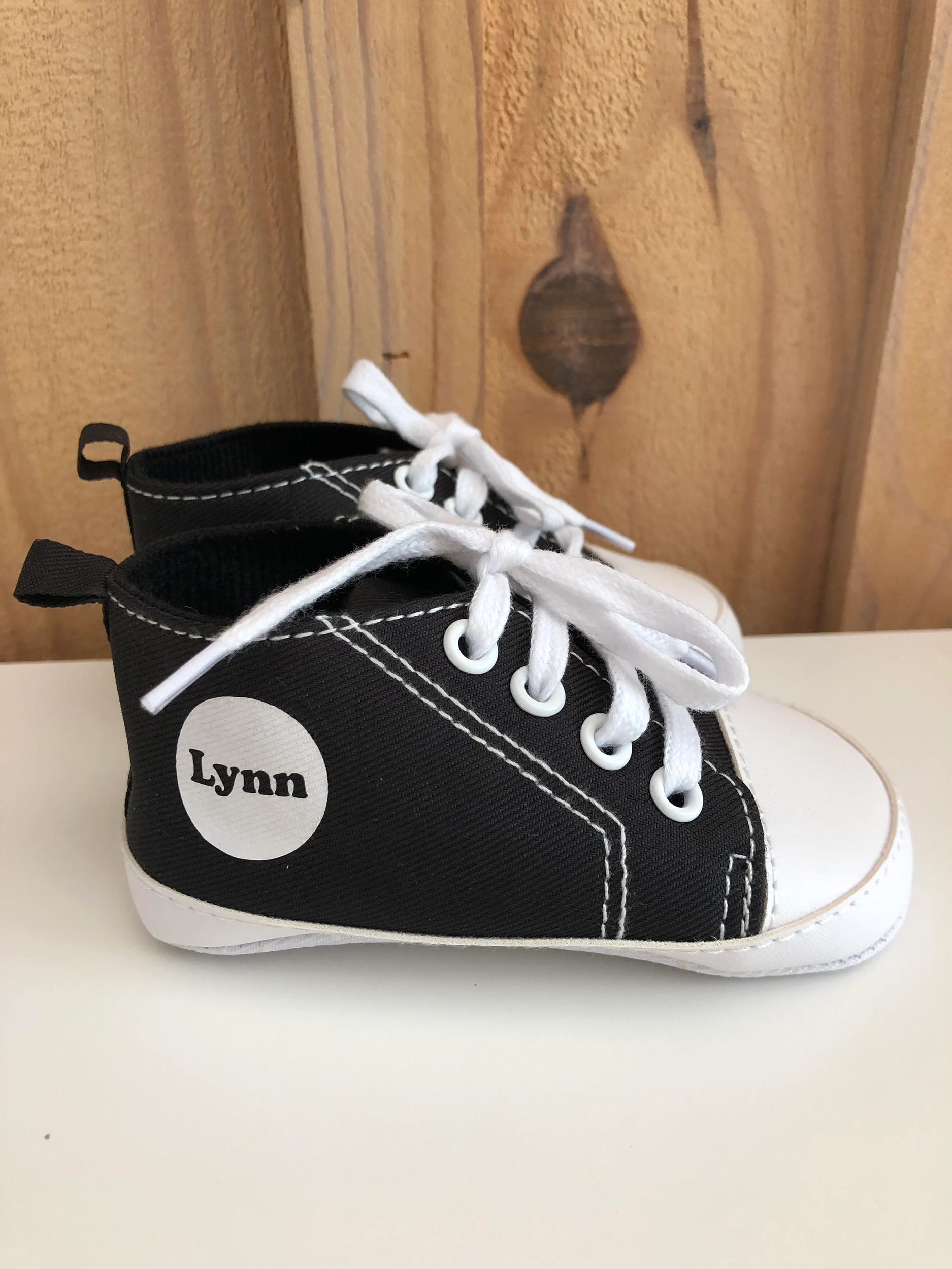 chaussures bébé vintage noir personnalisé