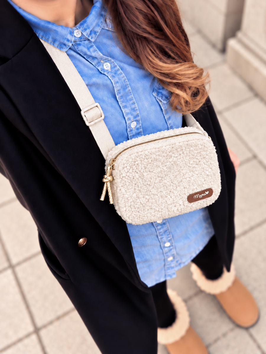 petit-sac-bandouliere-femme-creme-personnalise-etiquette-simili-cuir