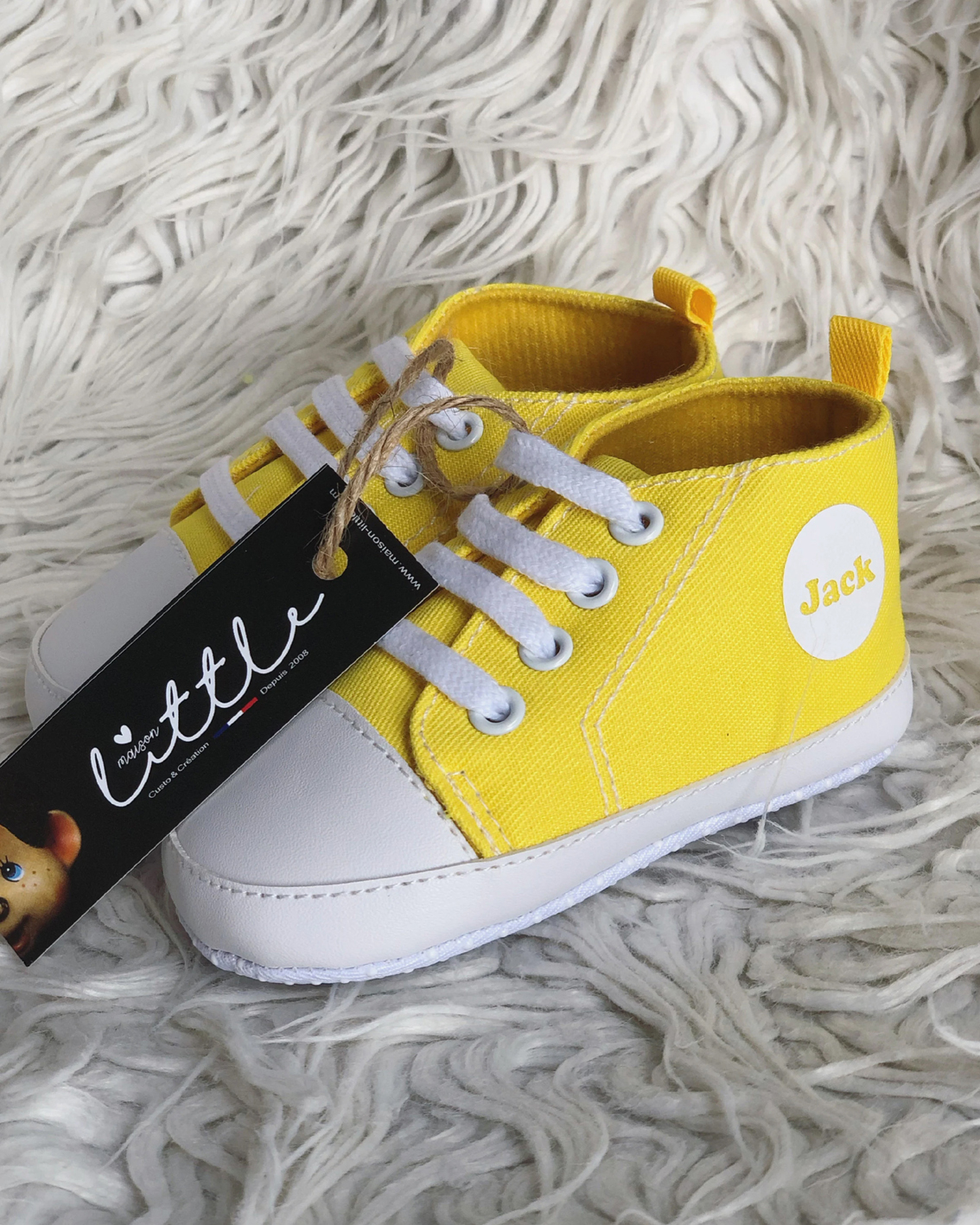chaussons toiles jaune personnalisé pour bébé