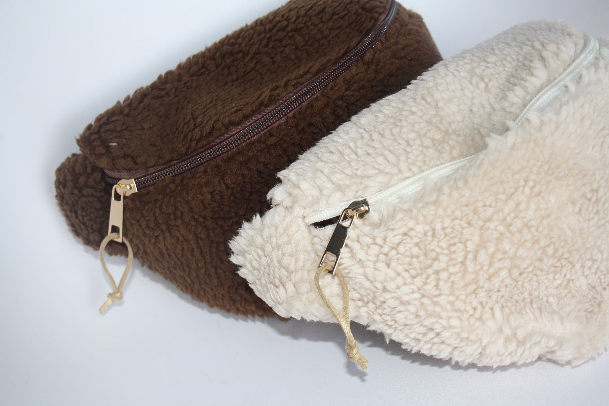 sac zippé épaule fausse fourrure marron beige