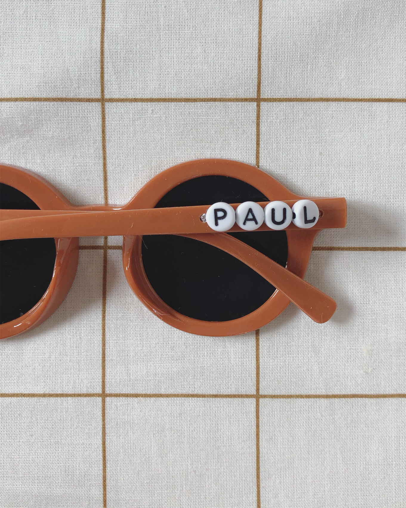 paire de lunette enfant avec prénom perles