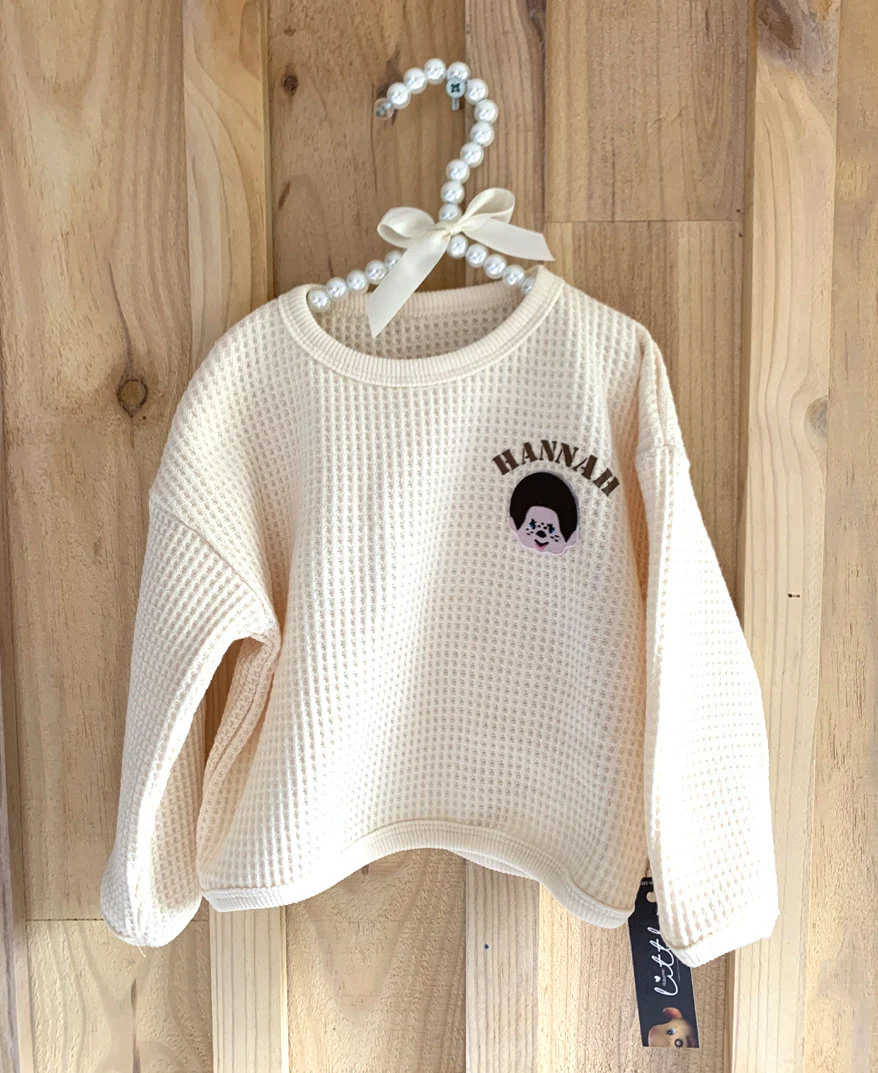 sweat creme bebe enfant prénom personnalisable