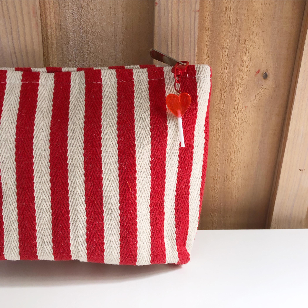 trousse de toilette amour rayures et coeur