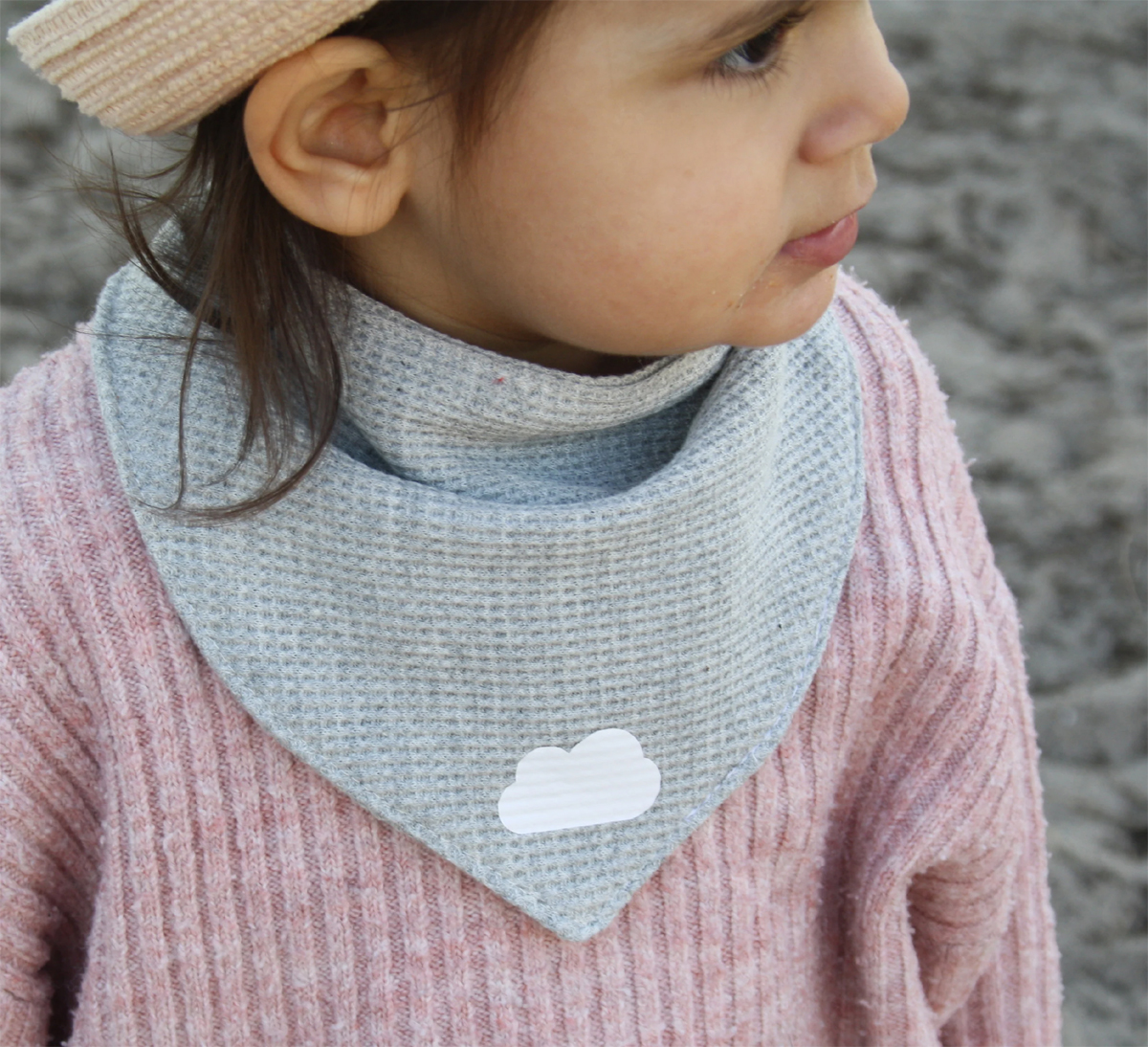 bavoir bébé gaufré nuage gris blanc