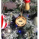 boule-noel-prenom-bois-sapin-neige-decoration