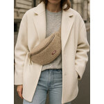 banane-femme-fausse -fourrure-teddy-prenom