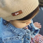 beret-enfant-camel-personnalise-prenom-lynn-fille-style-vintage