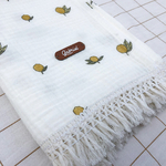 fouta de plage a franges enfant avec texte personnalisé