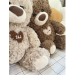 ourson marron et beige avec coeur cousu main prénom
