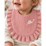 bavoir-volants-gaze-dentelle-rose-prenom