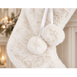 chaussette-pompon-fourrure-blanche