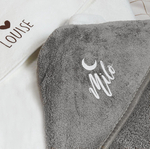 cape de bain douce prénom motif personnalisé