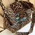 cabas ete leopard avec inscription bleu fluo