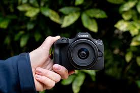 canon-eos-r100-5