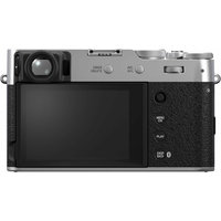 Vue arrière du Fujifilm X100VI Argent – écran LCD inclinable, commandes ergonomiques et viseur hybride optique-électronique
