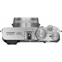 Vue supérieure du Fujifilm X100VI Argent – molettes de vitesse, compensation d’exposition et déclencheur fileté rétro