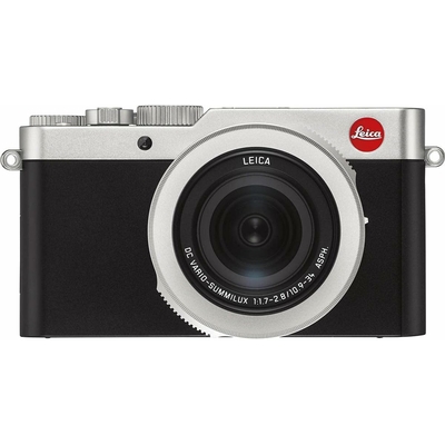 Appareil photo Leica D‑Lux 7 noir de face sur fond blanc