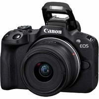 appareil photo hybride Canon EOS R50 noir avec objectif RF‑S 18‑45mm f4.5‑6.3 IS STM vue de face
