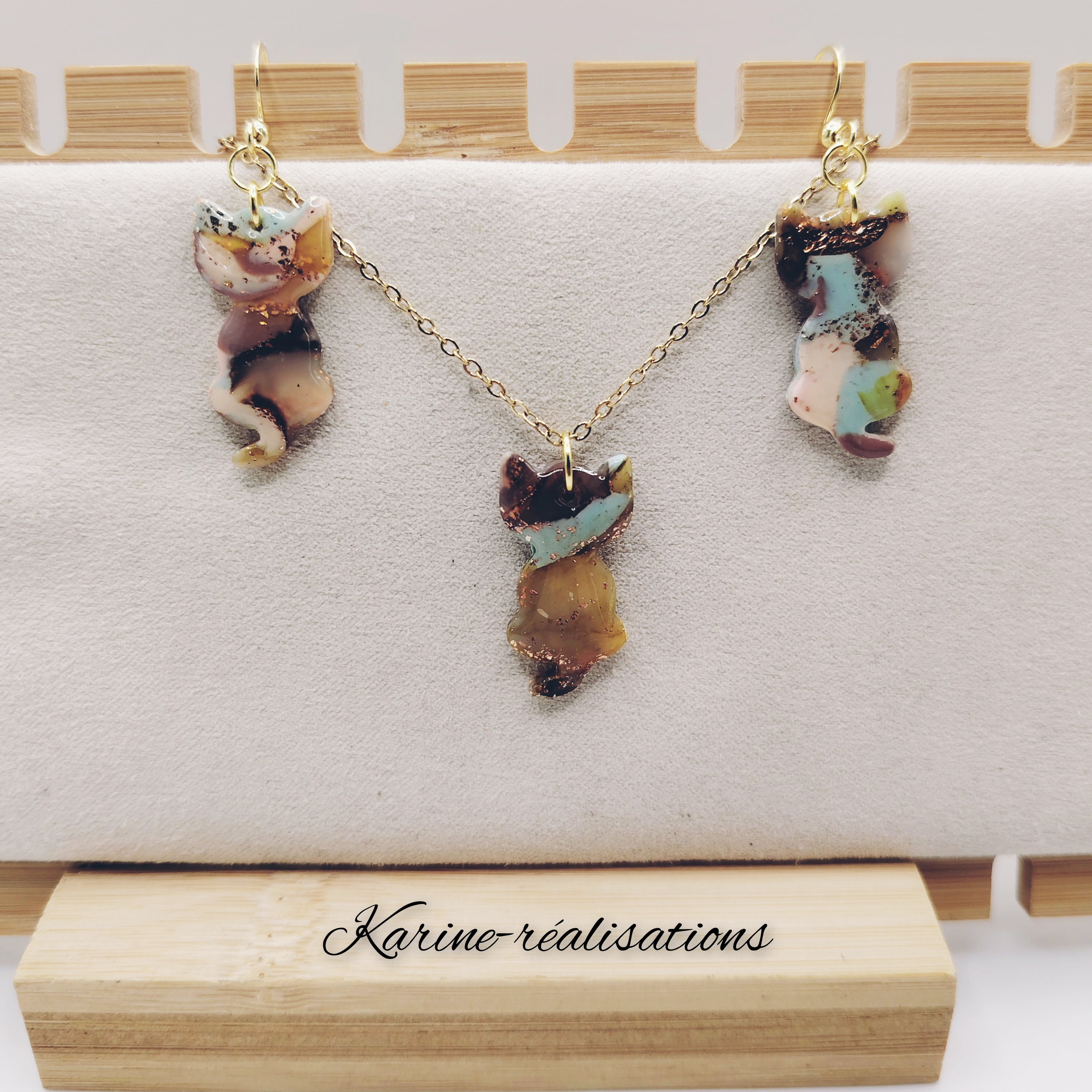 parure-bijoux-chat-collier-boucles-oreilles-marbre.jpg