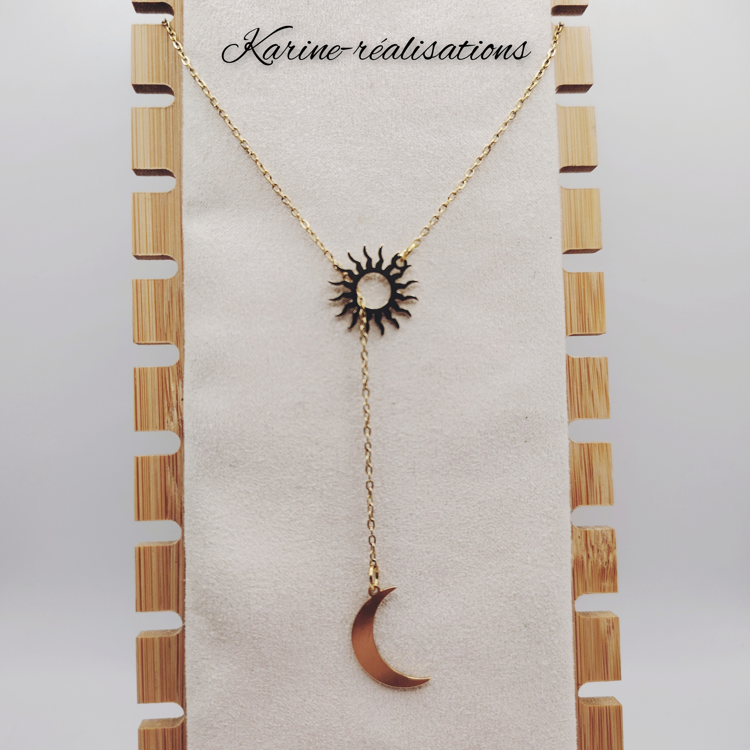 collier-cravate-acier-inoxydable-dore-pendentif-soleil-lune