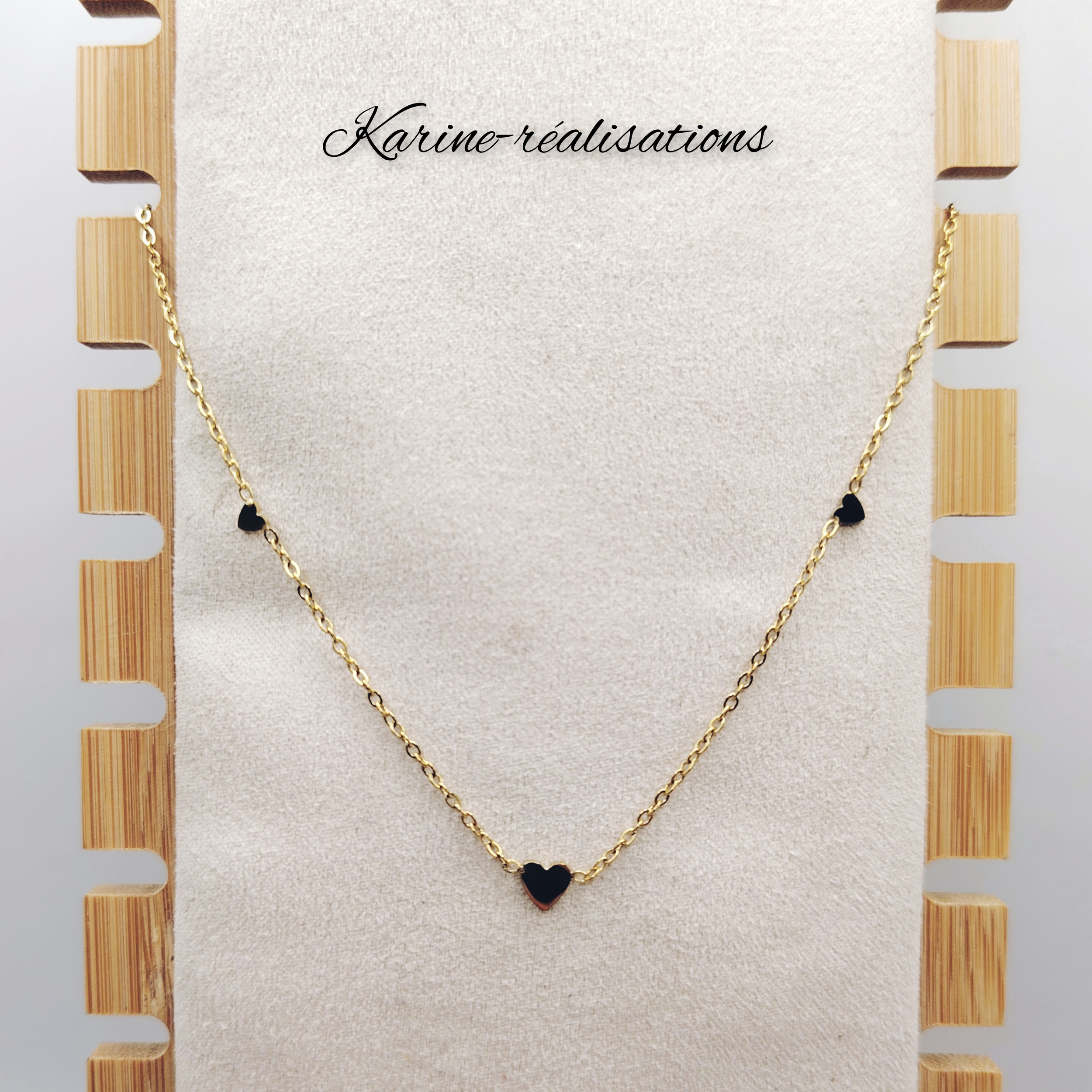 collier-acier-inoxydable-dore-petits-coeurs-polis-miroir
