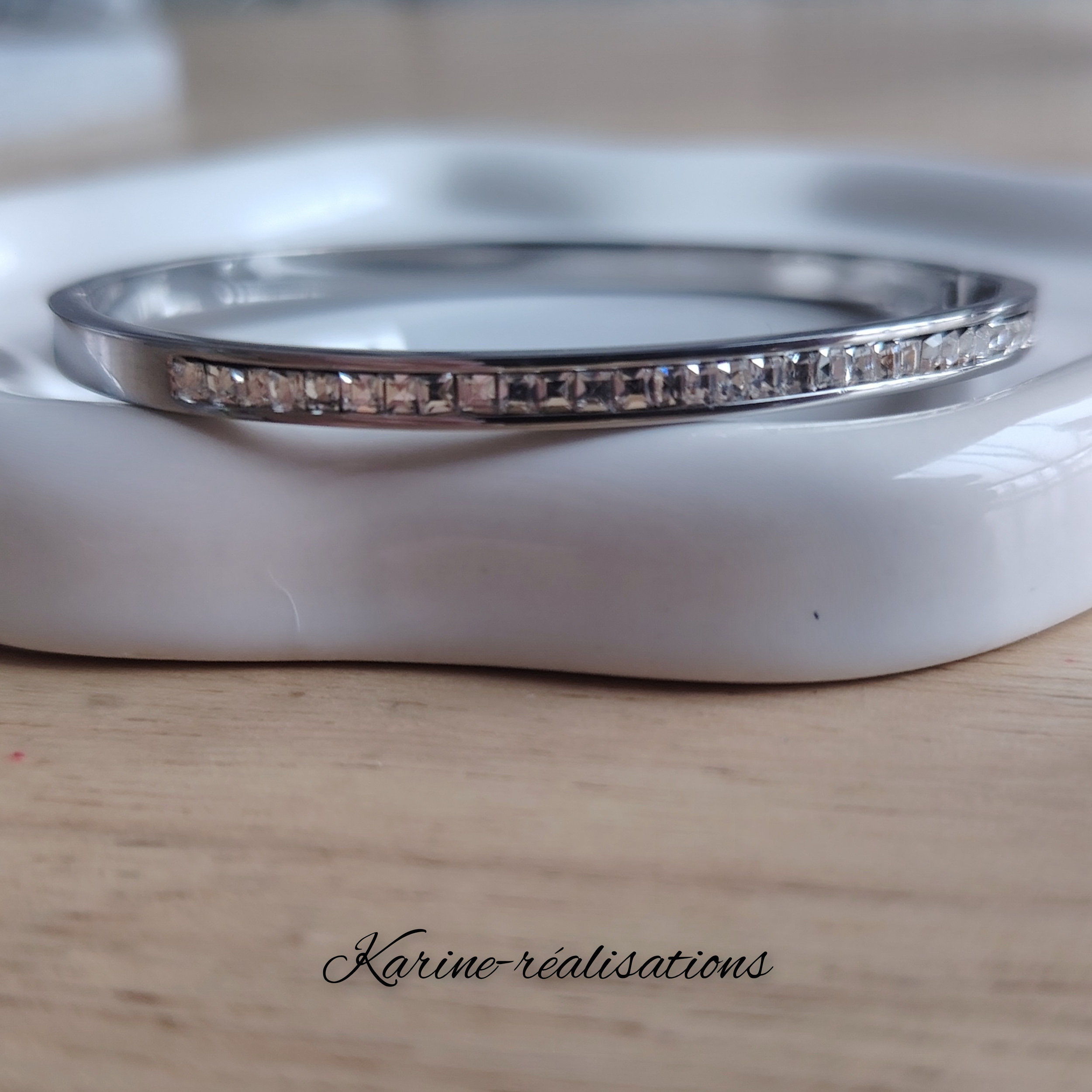 bracelet-jonc-acier-inoxydable-argente-riviere-zircons-synthetiques1