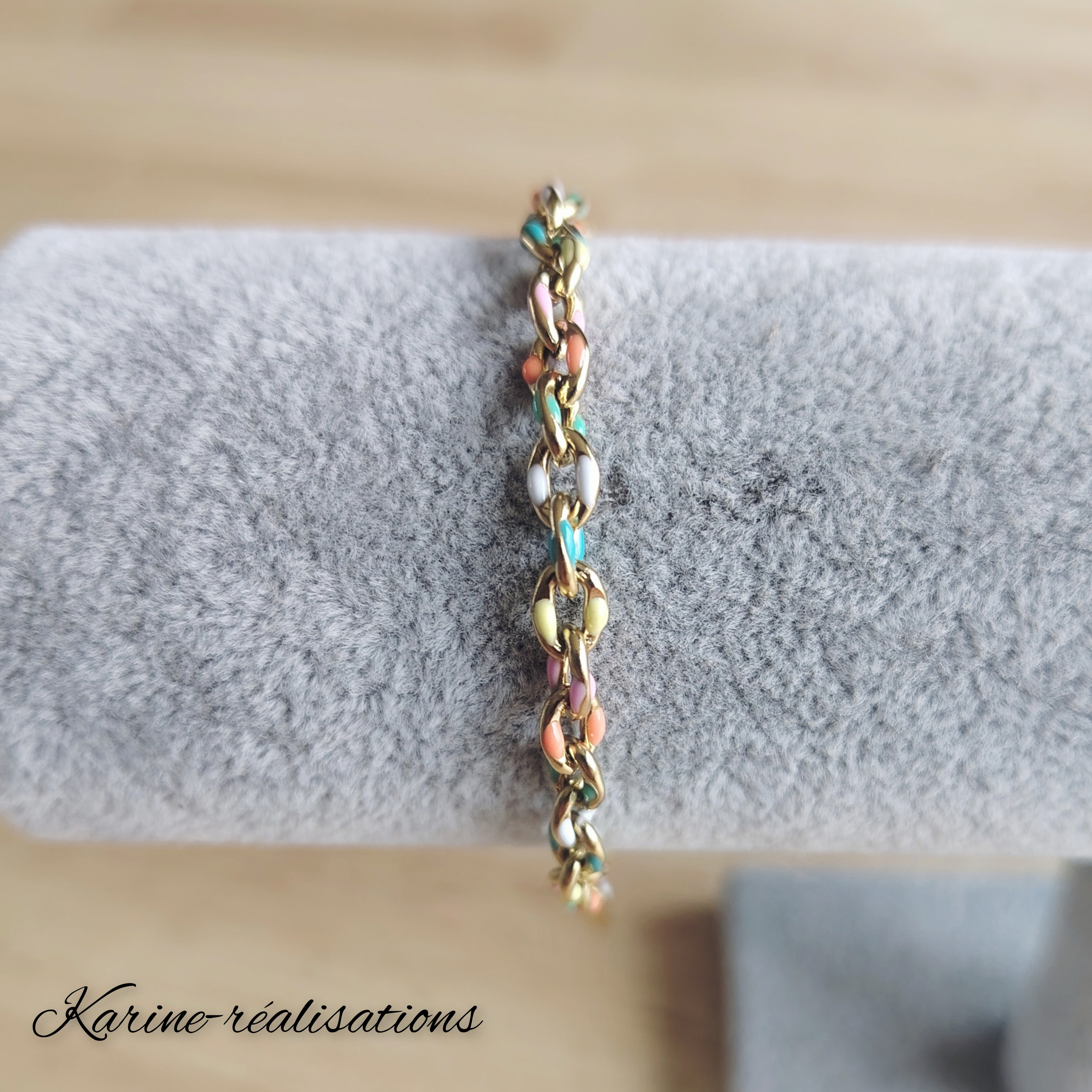 bracelet-acier-inoxydable-dore-maille-forcat-email-multicolore1