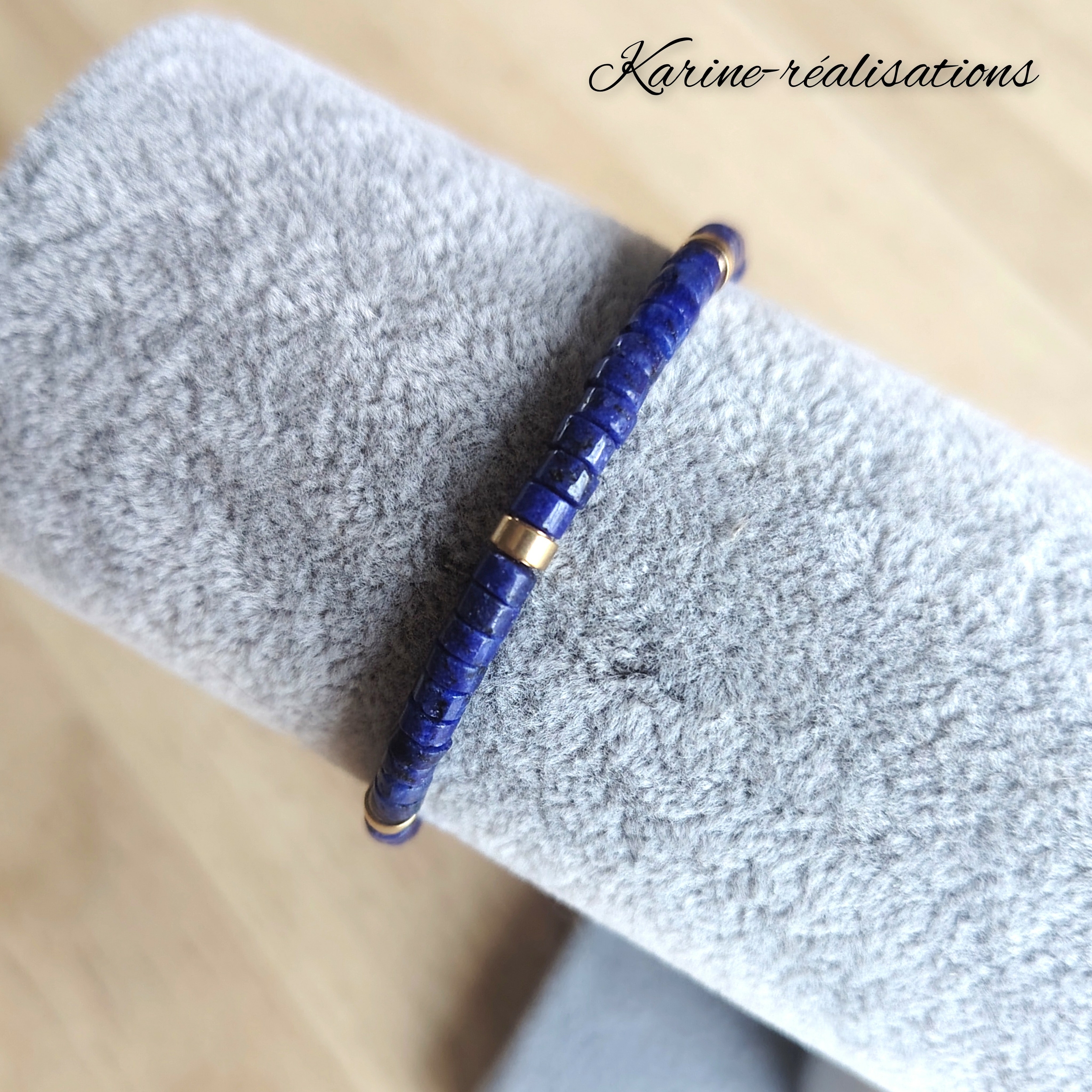 bracelet-mixte-lapis-lazuli-pierres-roulees-bleu-dore-acier-inoxydable1