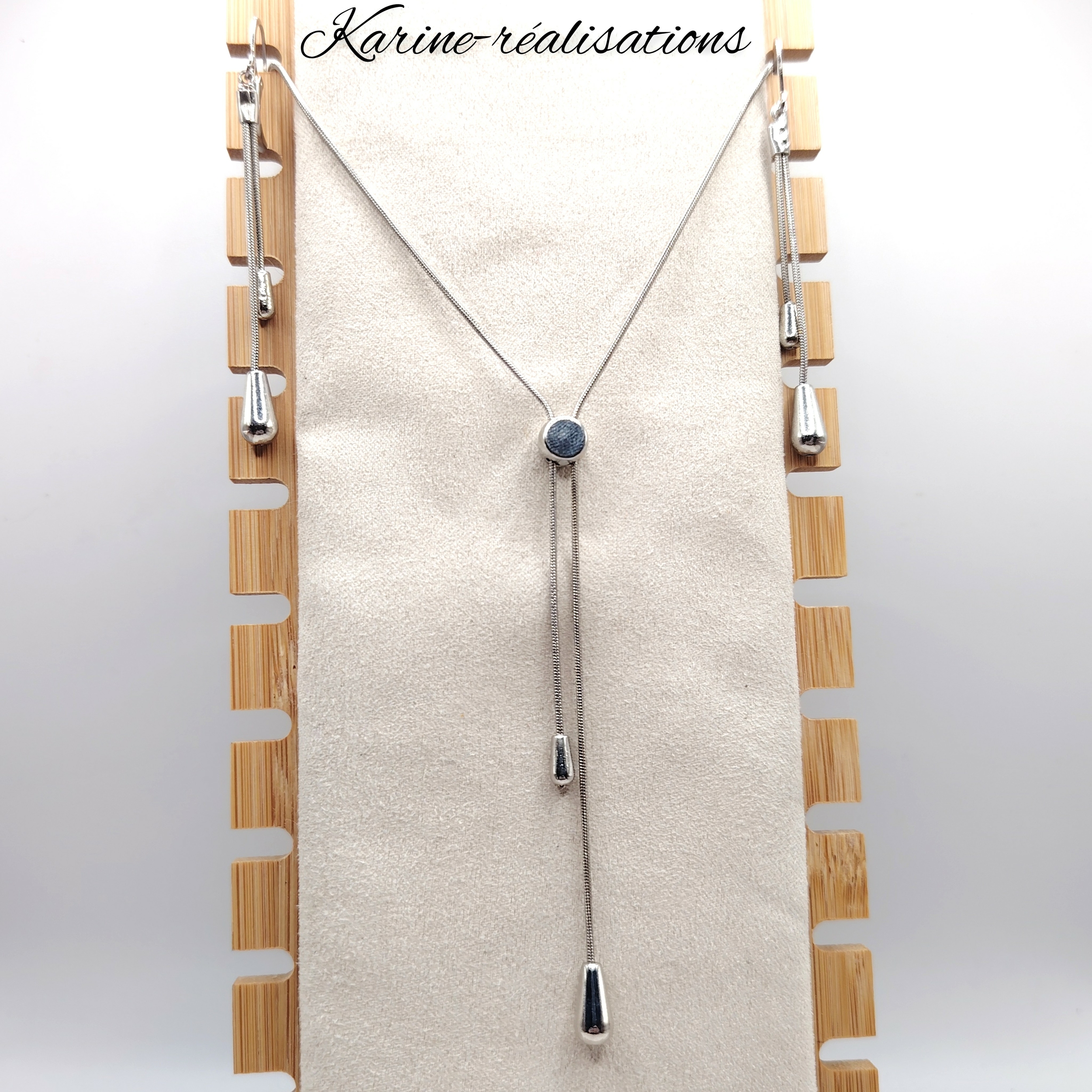 parure-bijoux-argentee-collier-cravate-boucles-oreilles-pendantes-dormeuses-gouttes