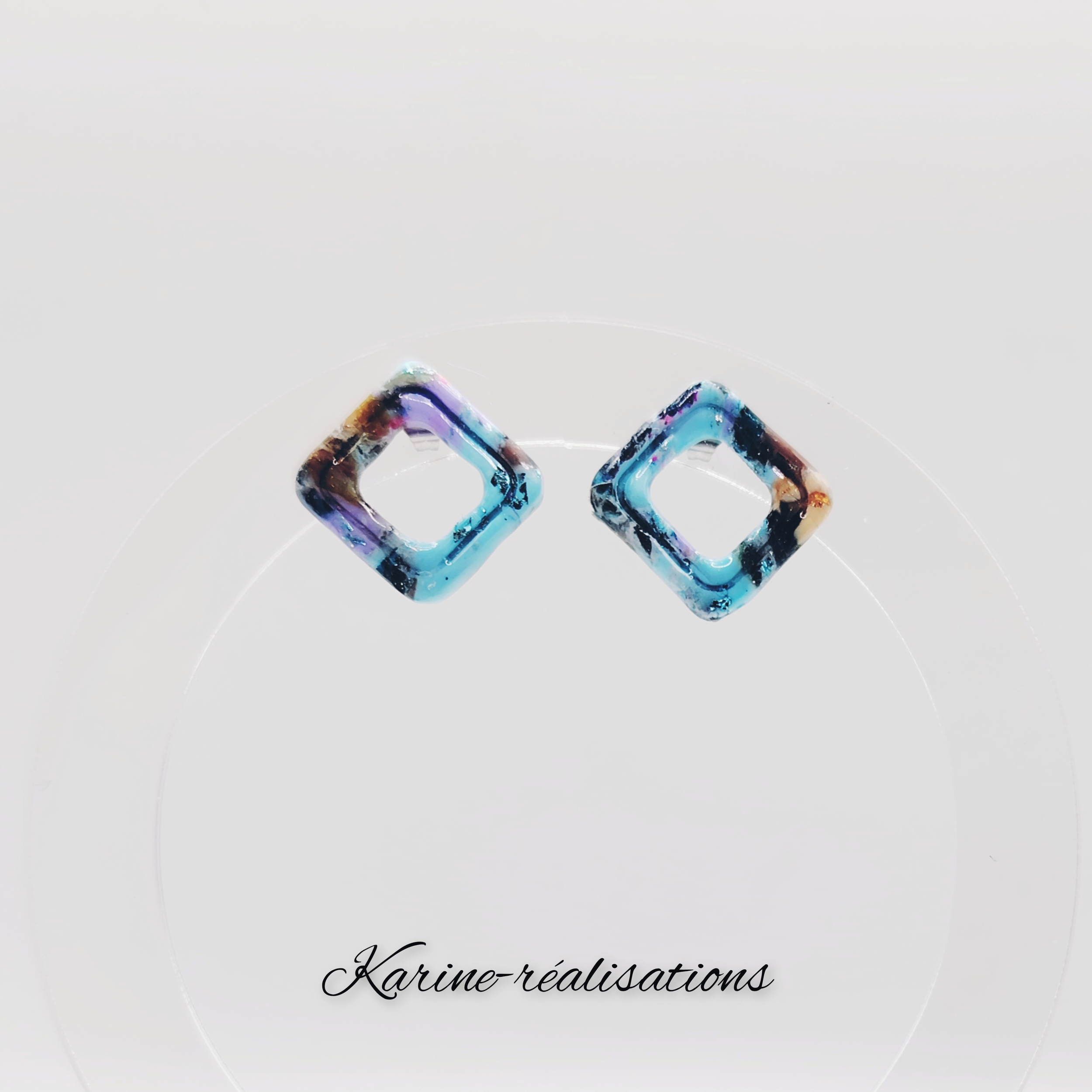 puces-oreilles-carrees-evidees-pate-polymere-resine-bleu-violet-acier-inoxydable