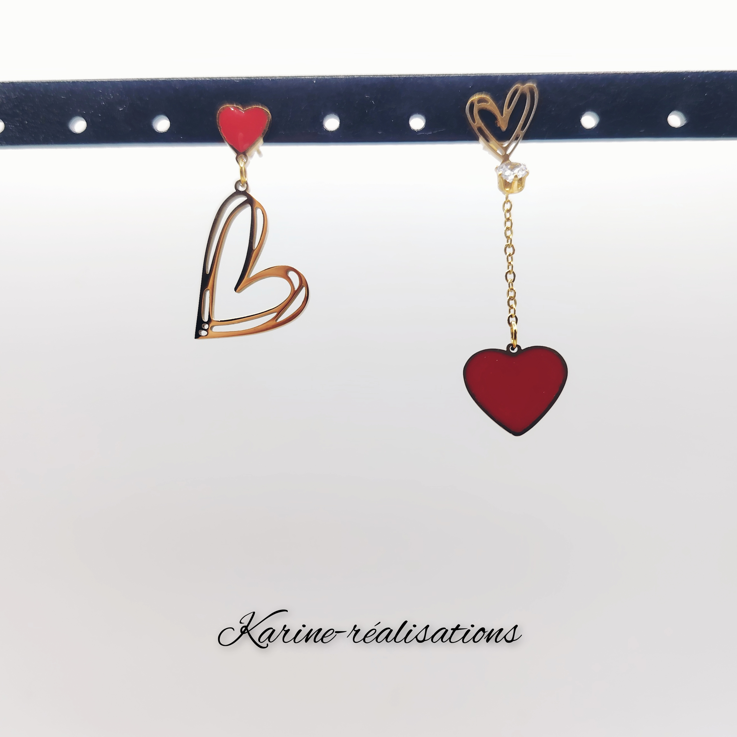 boucles-oreilles-asymetriques-coeurs-rouges-acier-inoxydable-304-dore
