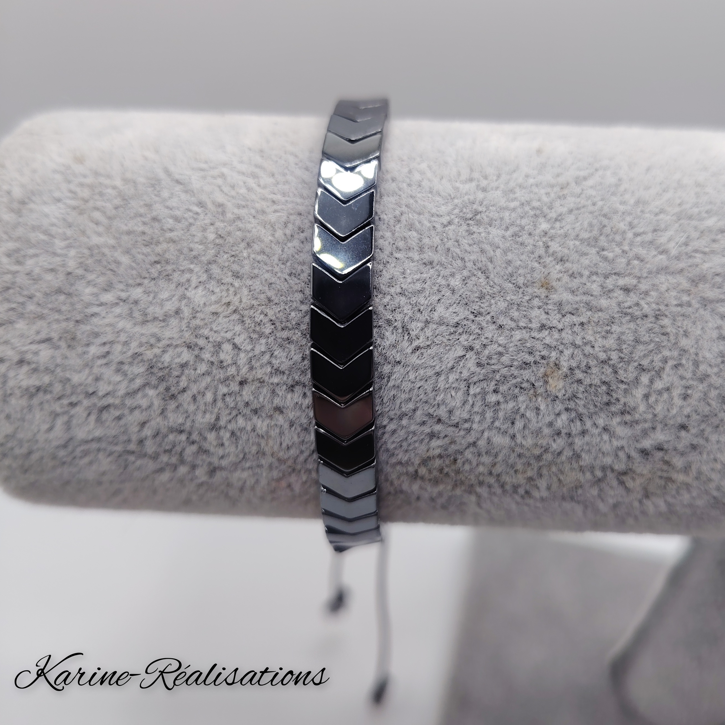 bracelet-homme-hematite-chevrons-anthracite-ajustable-shamballa1