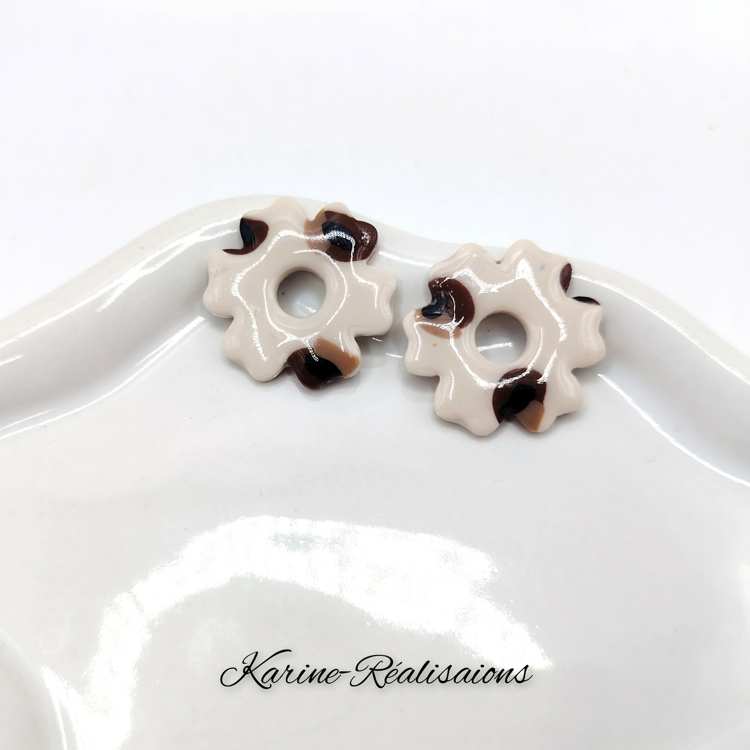 pampilles-fleurs-leopard-creme-graphique1.jpg