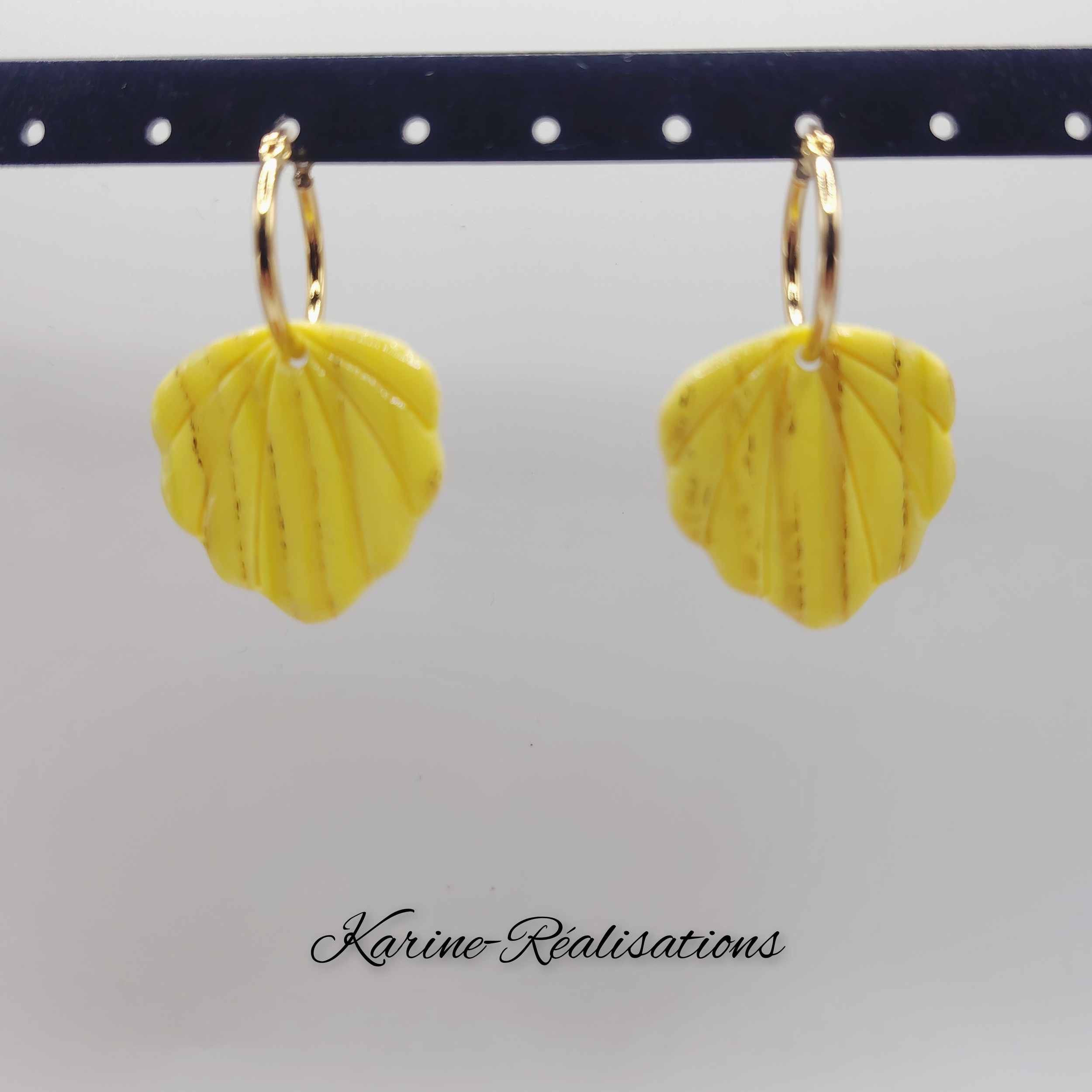pampilles-feuilles-jaune-ambré-mouchete2.jpg