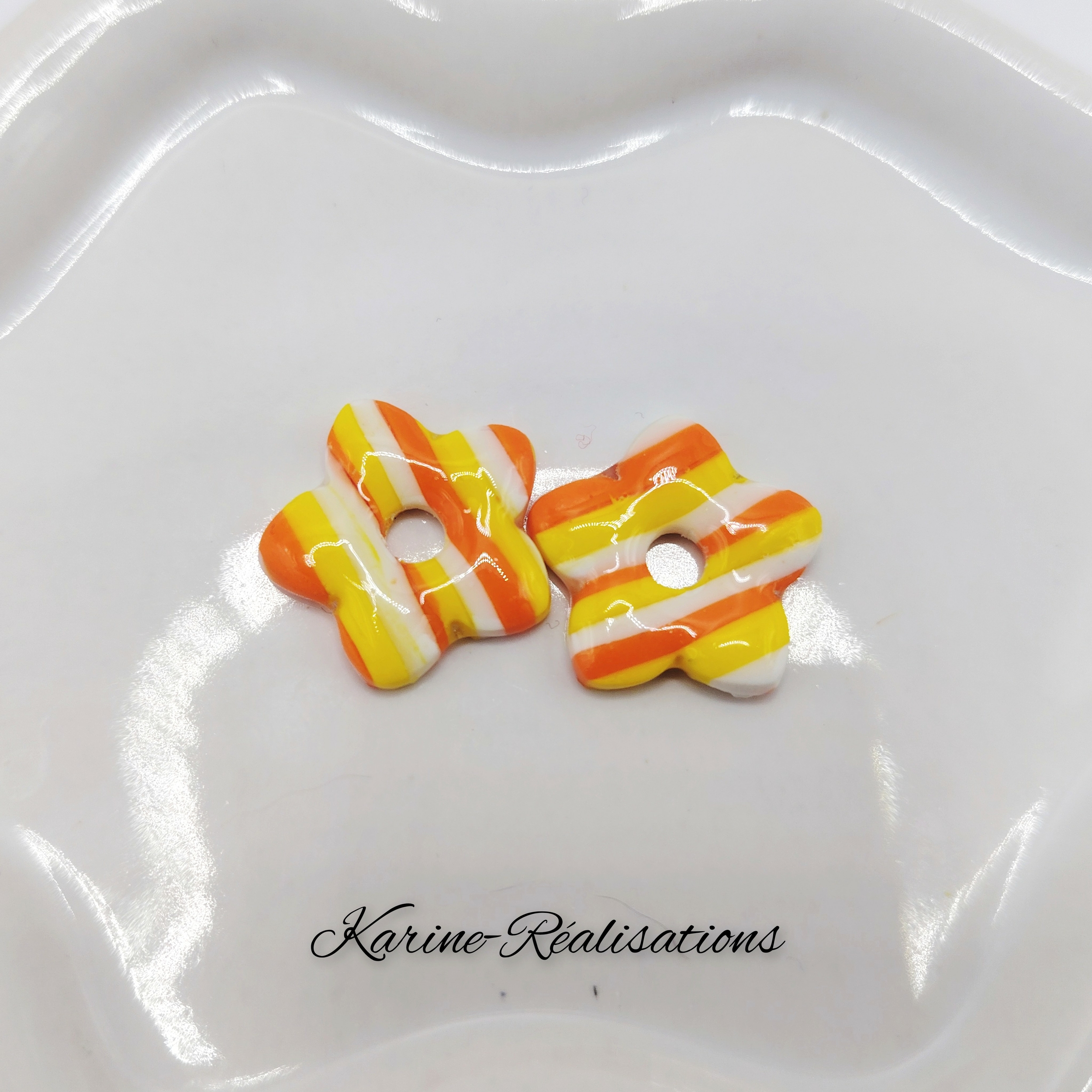 pampille-petite-fleur-orange-jaune-bijou-artisanal1.jpg