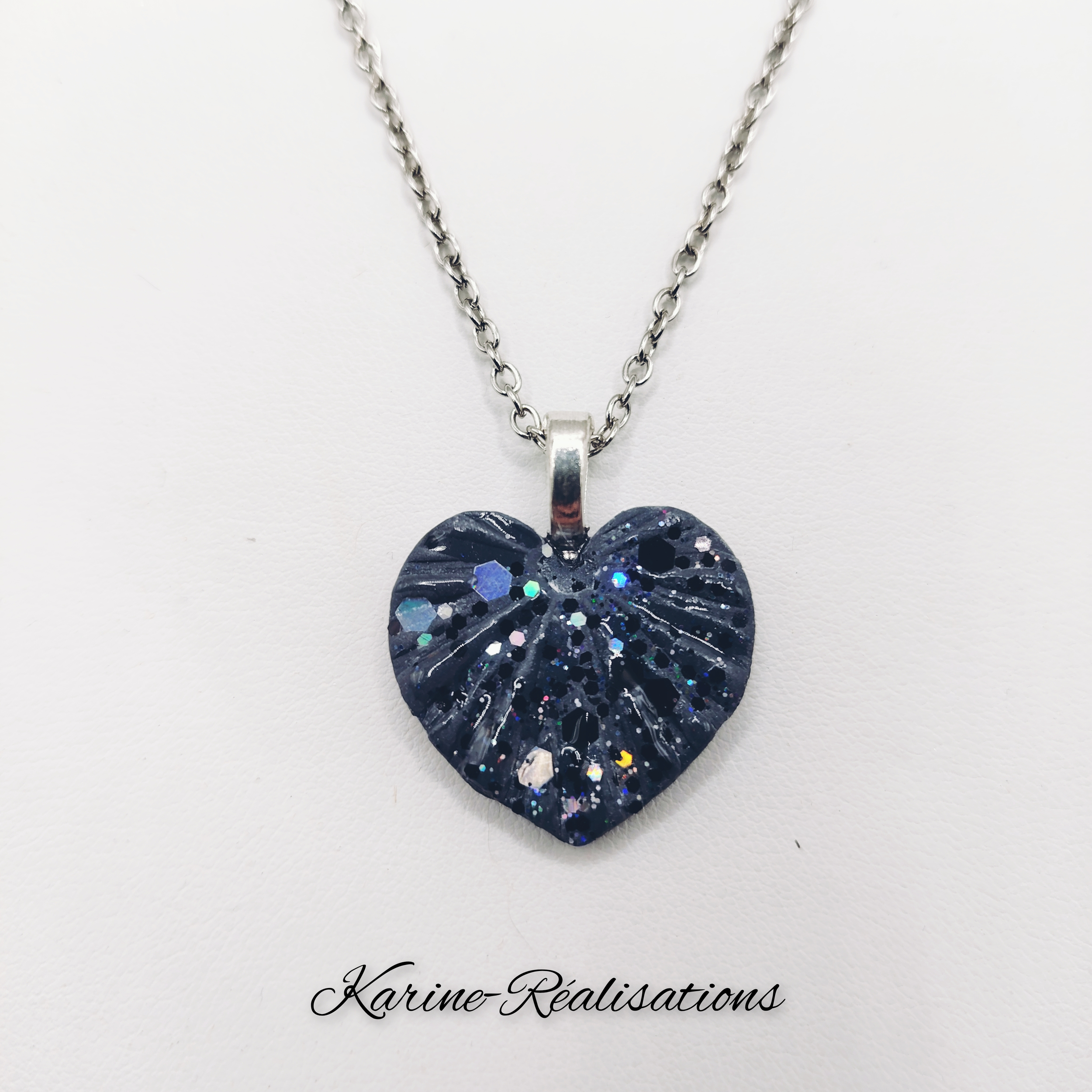 Pendentif Cœur Galaxie - Éclats dOr et Acier Inoxydable