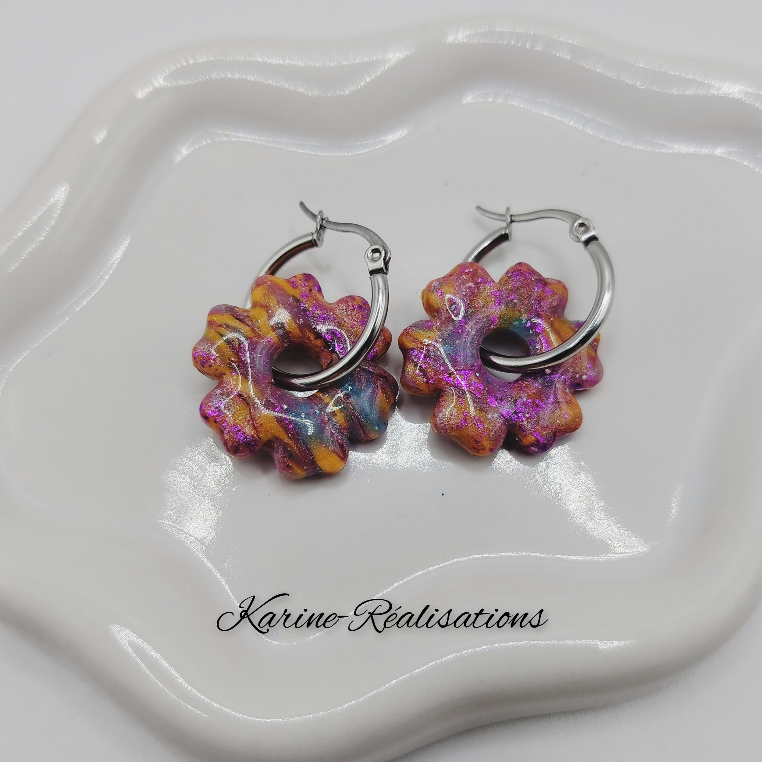 Pampilles Marguerites Stellaires – Rayures Multicolores et Paillettes Fuchsia2