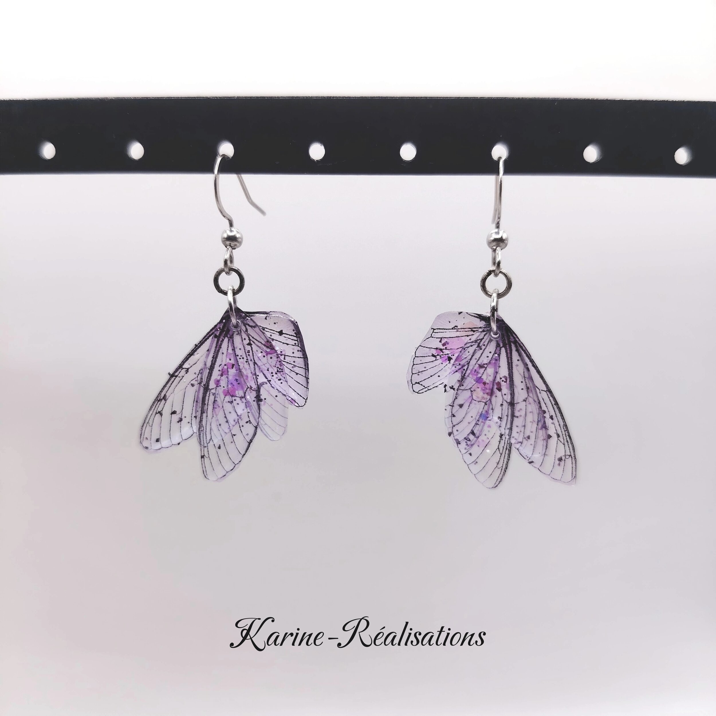 Boucles dOreilles Pendantes Ailes de Fée - Mauve Translucide &amp; Pluie de Paillettes