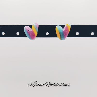 Puces d'Oreilles Cœur – Bijoux résine rayés Multicolores