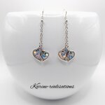 Boucles doreilles pendantes coeurs résine paillettes holographiques1