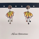 Boucles d'Oreilles Pendantes Clochette – Résine Jaune Solaire & Rose Poudré