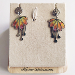 Boucles dOreilles Pendantes Clochette – Résine Jaune Solaire & Rose Poudré1