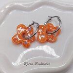Pampilles boucles d'oreilles fleurs - Résine orange et paillettes