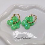 Pampilles boucles d'oreilles fleurs - Résine vert menthe et paillettes dorées2